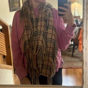 Authentic fringe Burberry scarf
